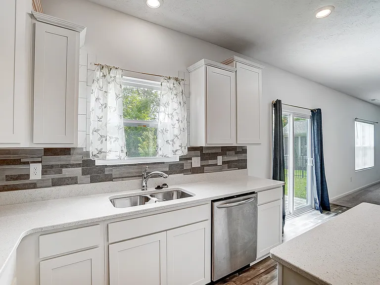 2847 Greenridge Cir — Photo 13