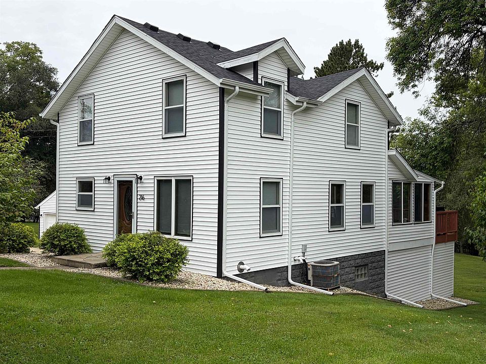 1st image of 216 York Rd