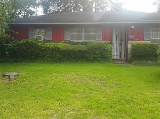 11608 Segrest Dr, Houston, TX 77047