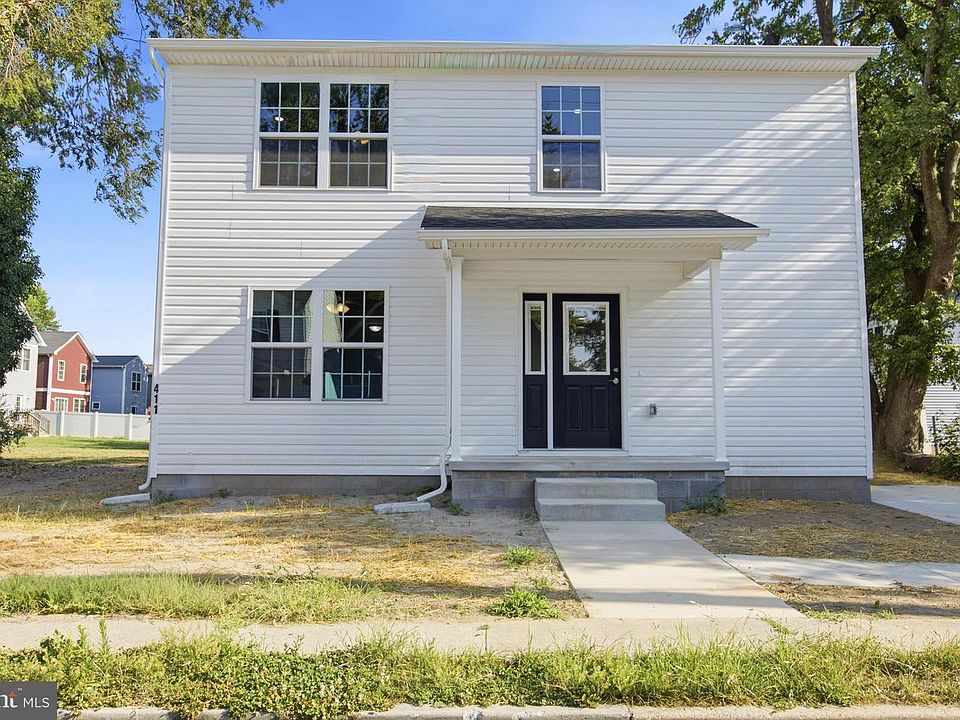 1st image of 411 W Reed St