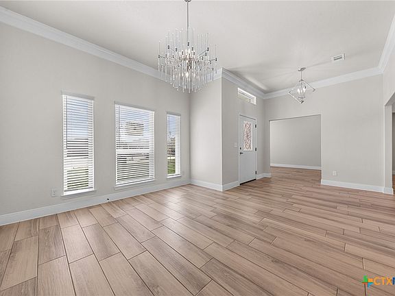 5th image of 2080 Stillwell St