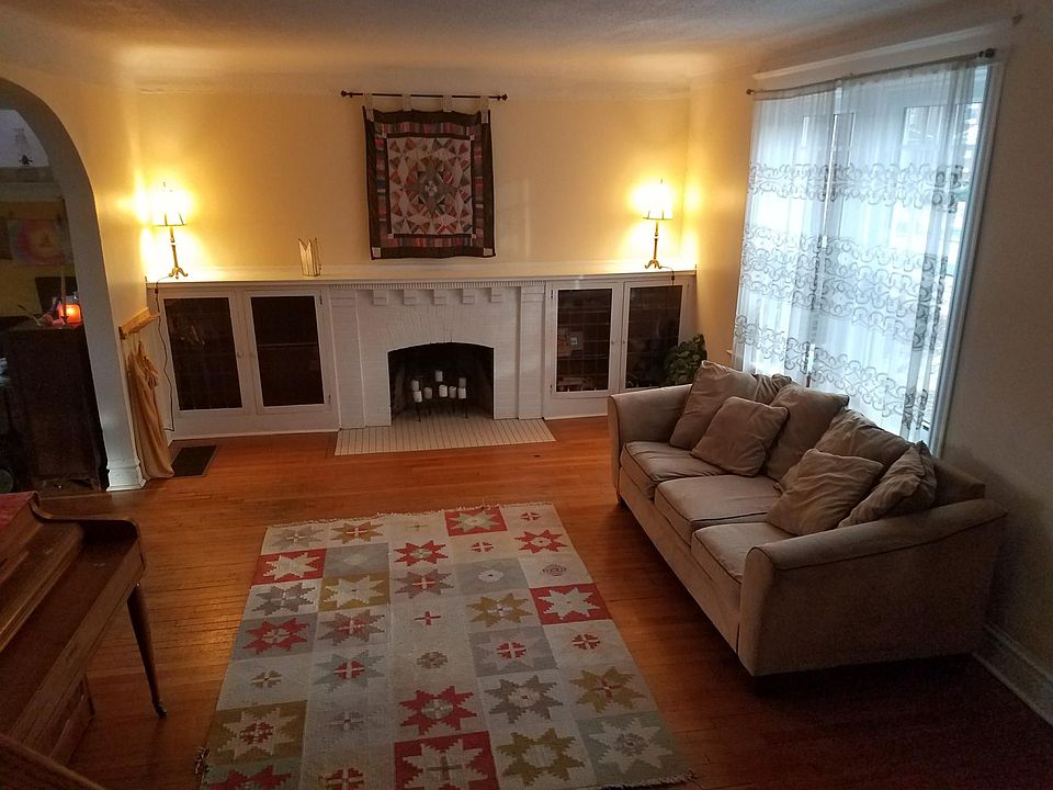 1st image of 5933 Pershing Ave