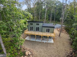 4769 Blue Mountain Rd, Linden, VA 22642