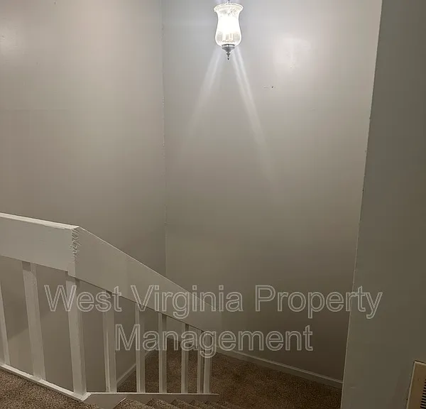 184 Wyndale Dr #2 — Photo 9