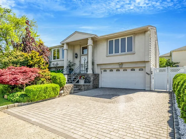 100 Mark Lane, Atlantic Beach, NY 11509