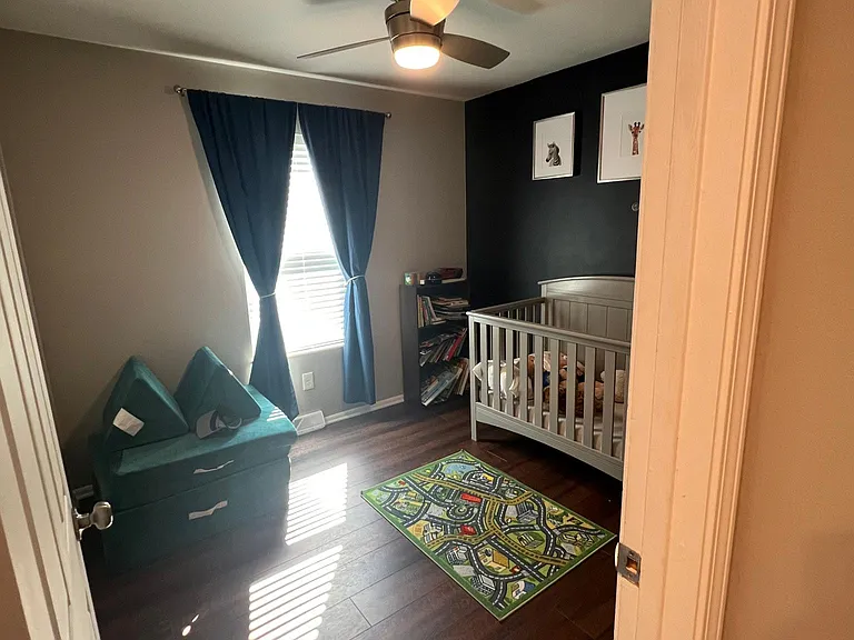 8442 Village Dr — Photo 2