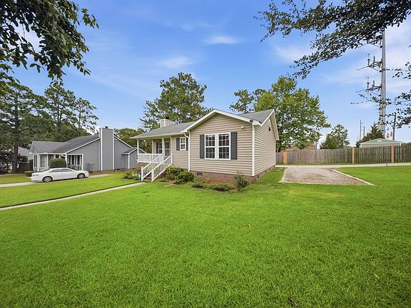 2nd image of 100 N Donar Dr