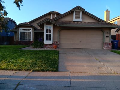 9081 Chantal Way, Sacramento, CA, 95829