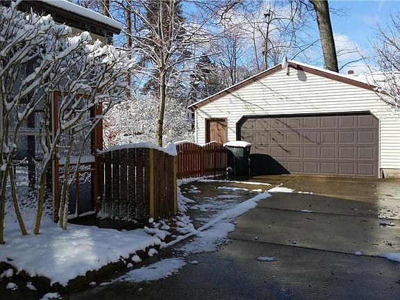 4th image of 399 Willard Ave NE