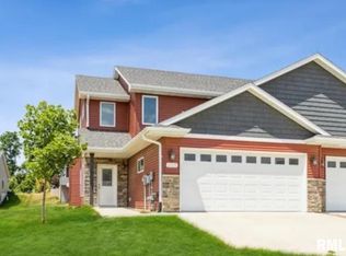 609 Dakota Ave, Tiffin, IA 52340