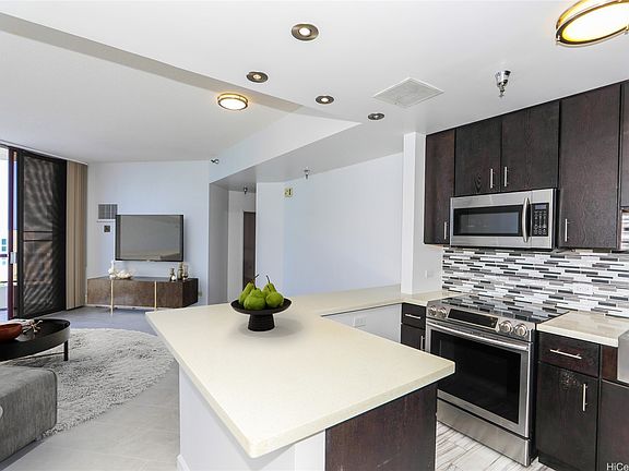 2nd image of 725 Kapiolani Blvd APT 802
