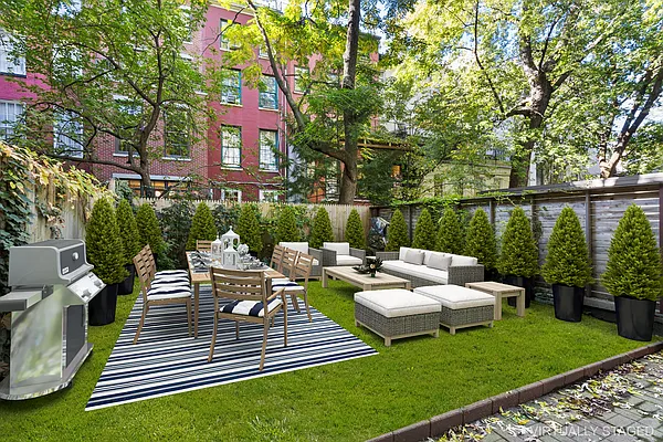 Rented by Douglas Elliman | media 17