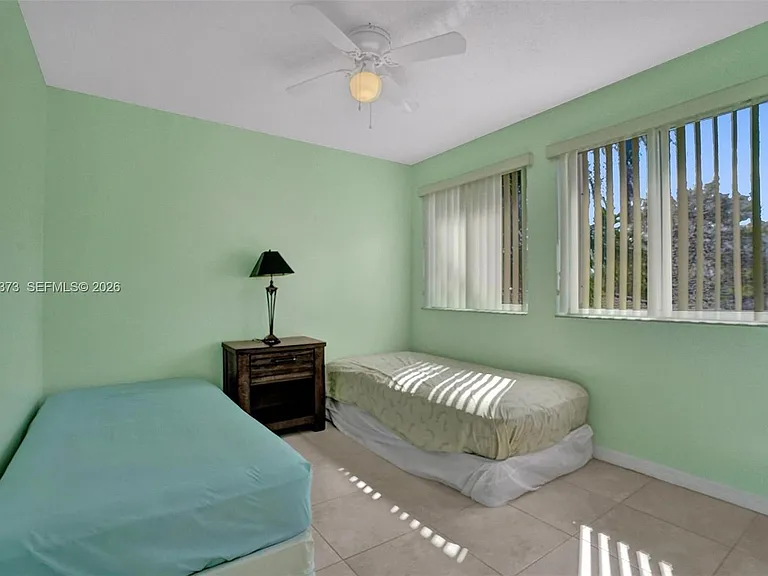 1726 SW 110th Ter — Photo 34