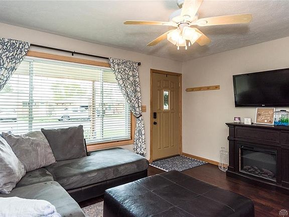 4th image of 2219 Cadie Ave