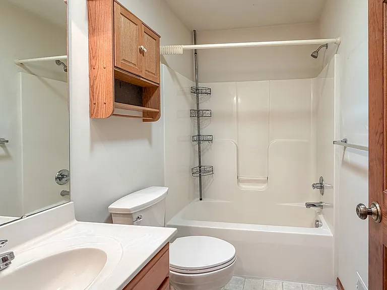 1387 Sheep Hill Rd — Photo 25