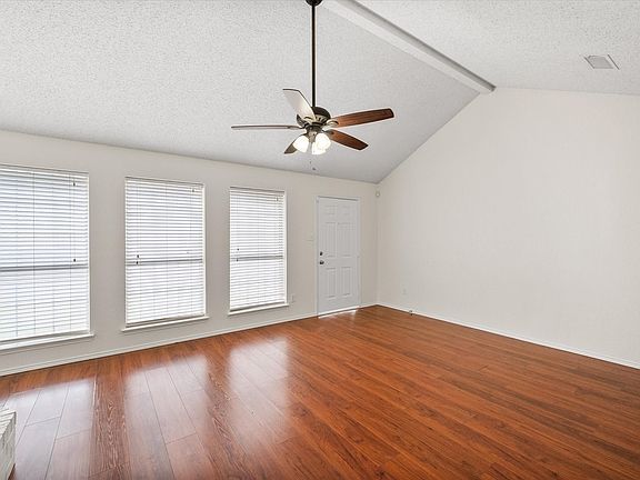 5th image of 1124 Margie St