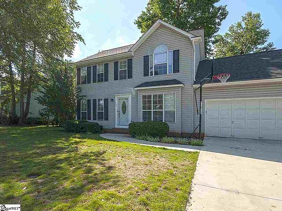 2nd image of 103 Waterbury Ct