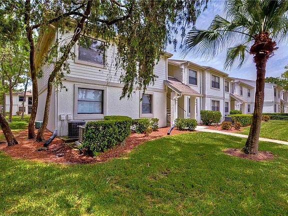 3rd image of 316 Windward Pl #316