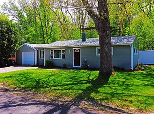 45 Douglas Dr, Bellingham, MA 02019