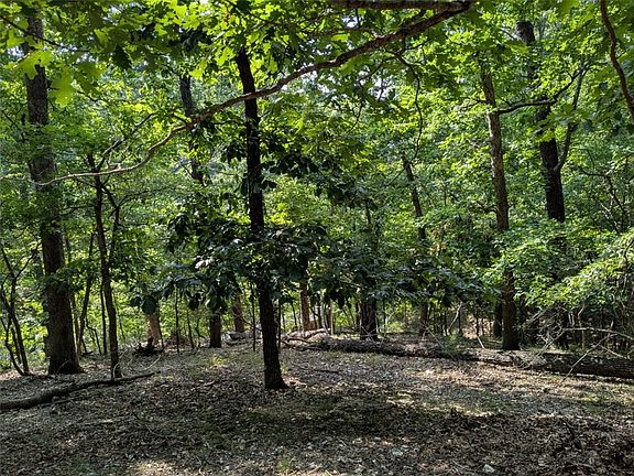4th image of E Mountain Dr #1-11