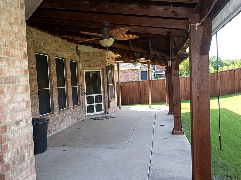 10002 River Bend Dr — Photo 7