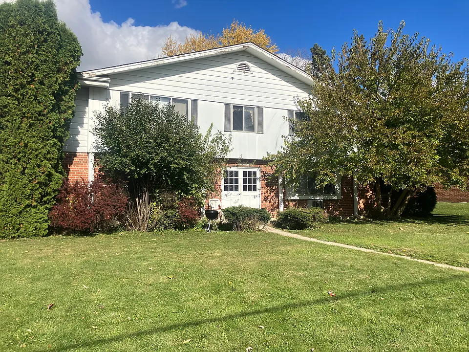 N64W24206 Main St