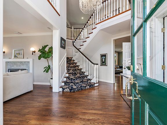 3rd image of 2031 Tondolea Ln