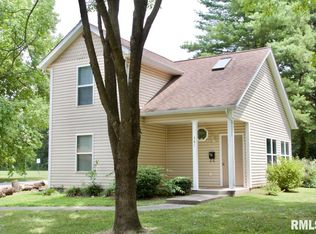 501 James St, Carbondale, IL 62901