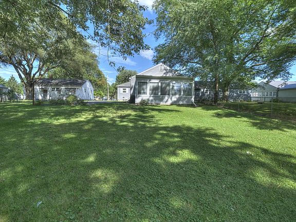 5th image of 403 Kensington Pl