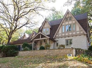 5400 Waterbury Rd, Des Moines, IA 50312