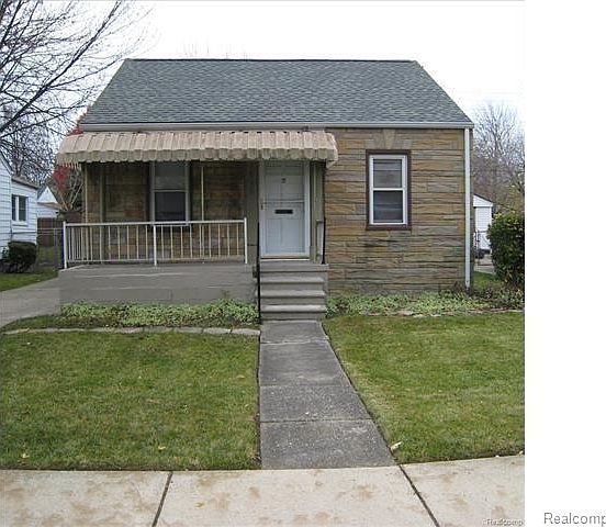 1st image of 18556 Kenosha St