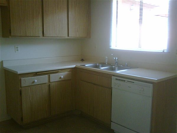 IMG00144-20120516-1013