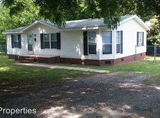 210 1st St, Mount Holly, NC 28120
