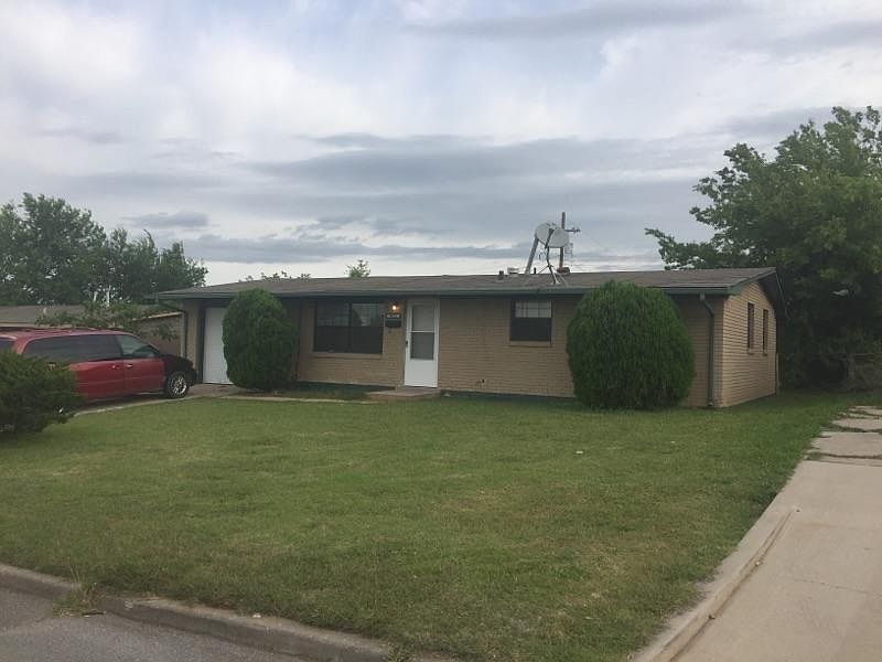 1st image of 3411 NW Lincoln Ave