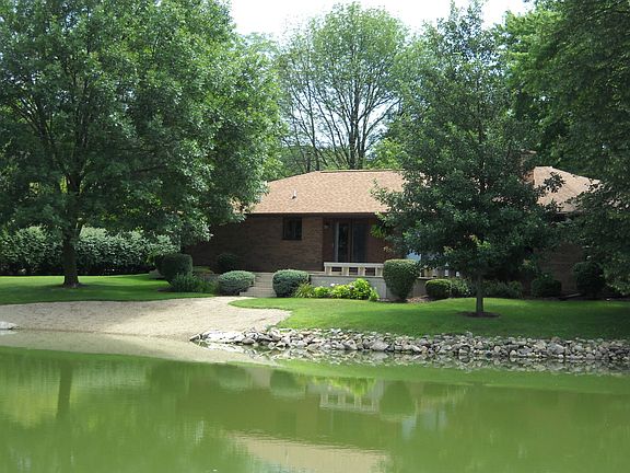 5th image of 336 S Hislop Dr