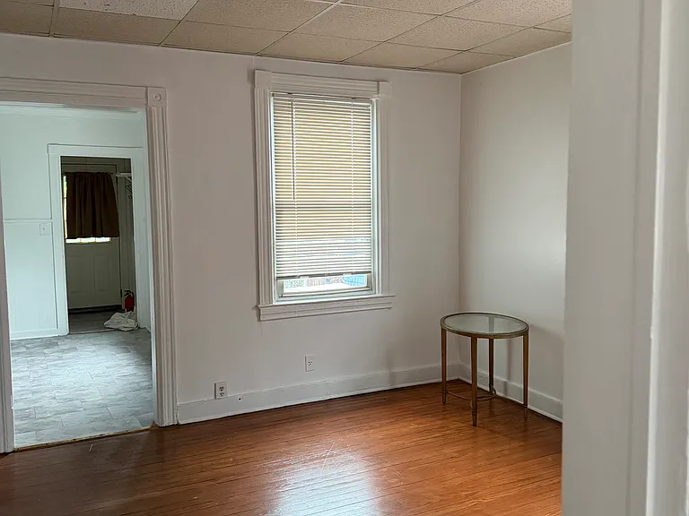 526 Morris Ave #5 — Photo 6