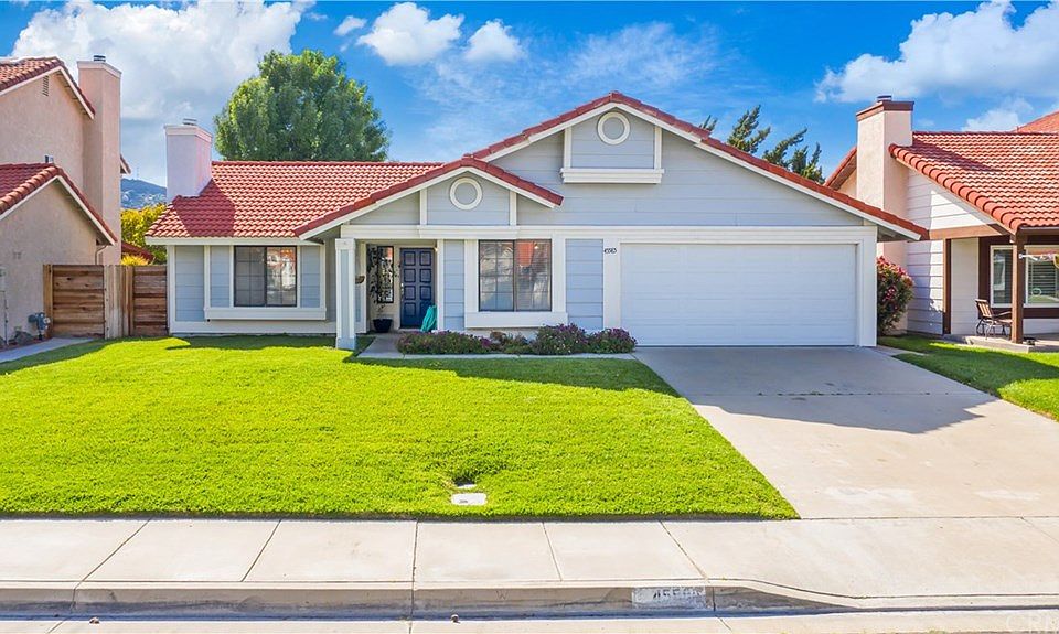 1st image of 45585 Gleneagles Ct