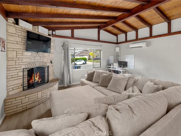 813 La Presa Ave, Spring Valley, CA 91977