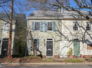 811 Oronoco St, Alexandria, VA 22314