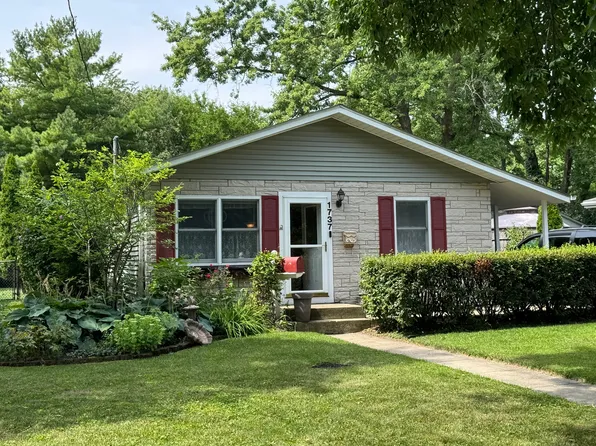 1737 Seaman Ave, Dekalb, IL 60115