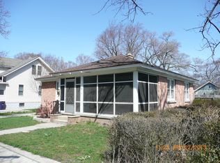 15 W 22nd St, Holland, MI 49423