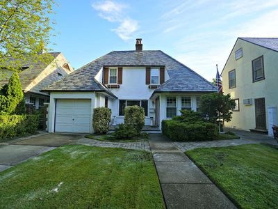 7029 Ingram St, Forest Hills, NY, 11375