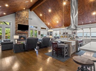 9030 Eustis Ave, Dallas, TX 75218