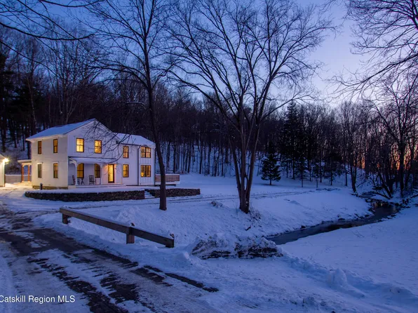 48 Konig Road, Ghent, NY 12075