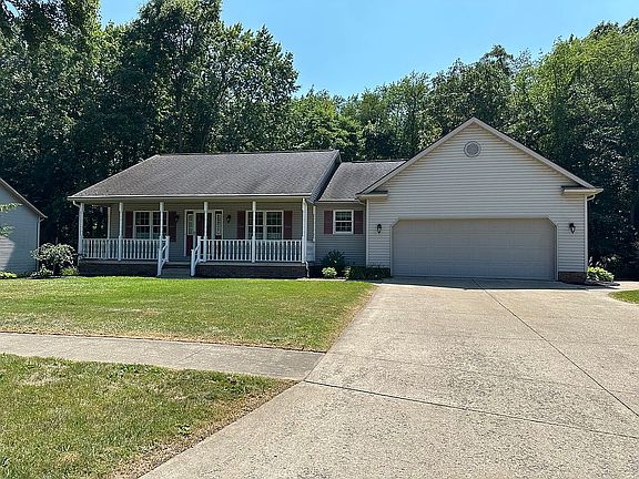 3rd image of 4630 Country Ln