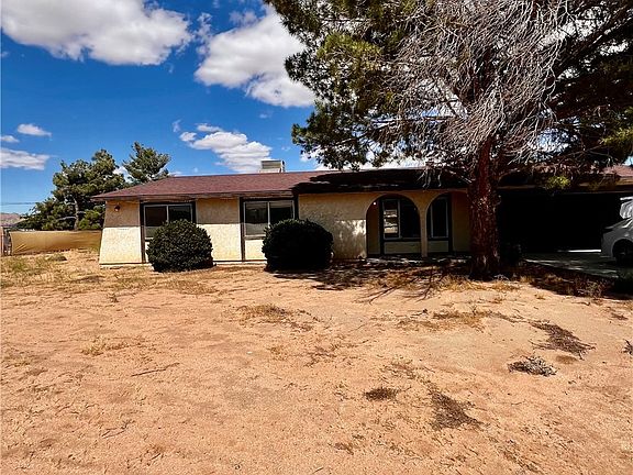 2nd image of 15375 Cheyenne Rd
