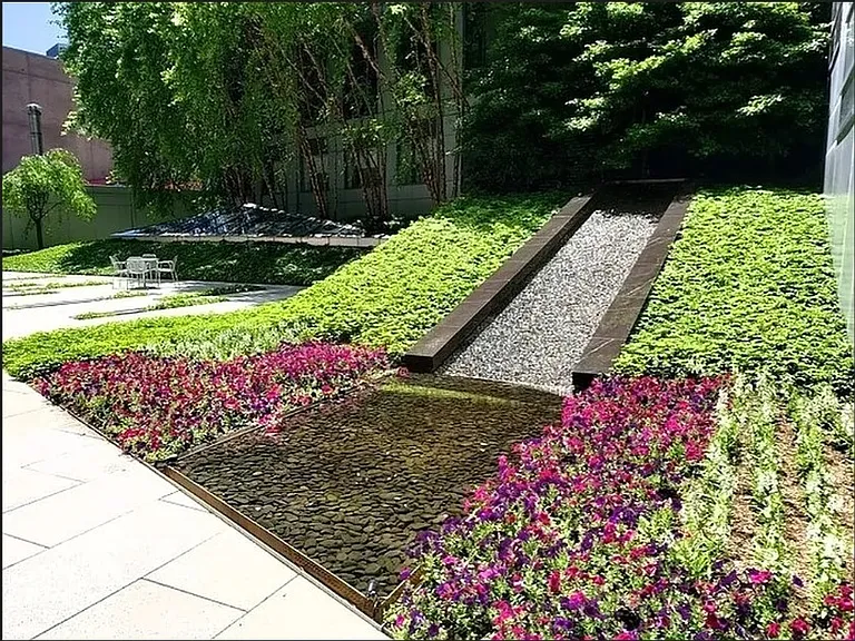 200 Chambers St #5R — Photo 12