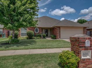 601 SW 159th Ter, Oklahoma City, OK 73170