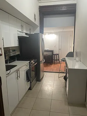 Rented by Keller Williams NYC | media 20