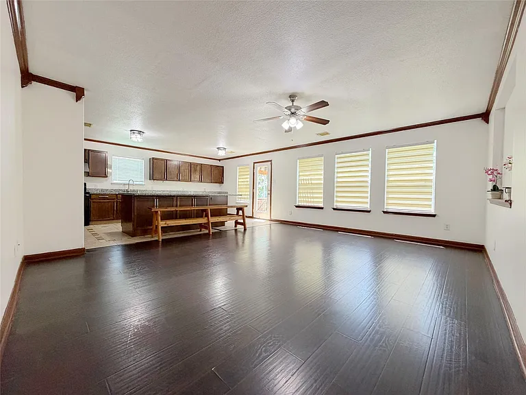 4707 Meadowthorn Ct — Photo 9